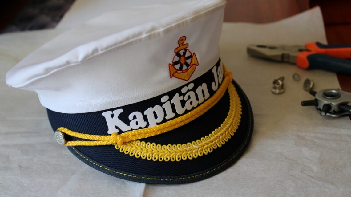 Captain's Hat, Sailor's Cap to Personalize with your Name, Skipper Hat , Marine Hat, Bachelor party, Bachelorette Party, Bridesmaids