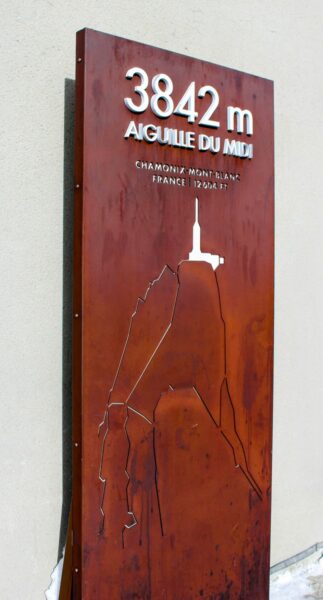 Aiguille du Midi & Mont Blanc